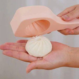 2Pcs Momo Maker (0942)